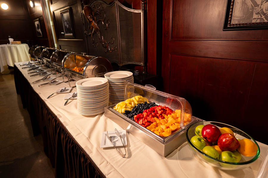 Full HD JPG-2025_BigCypress_Dining_TrophyRoom_Breakfast-4_900x600 Full HD JPG-2025_BigCypress_Dining_TrophyRoom_Breakfast-4_900x600