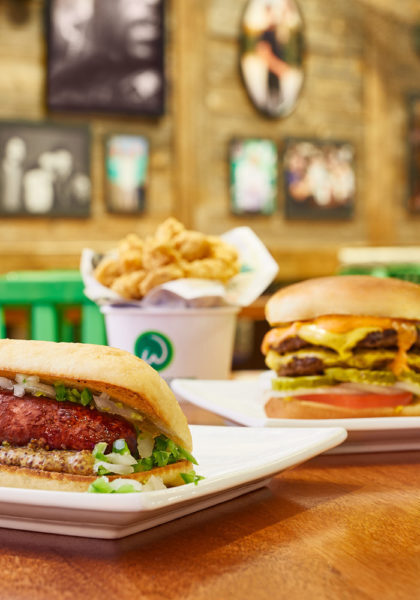 Wahlburgers-003