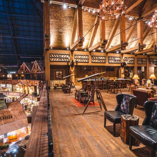 Big Cypress Lodge - Third Floor Hotel Lobby
